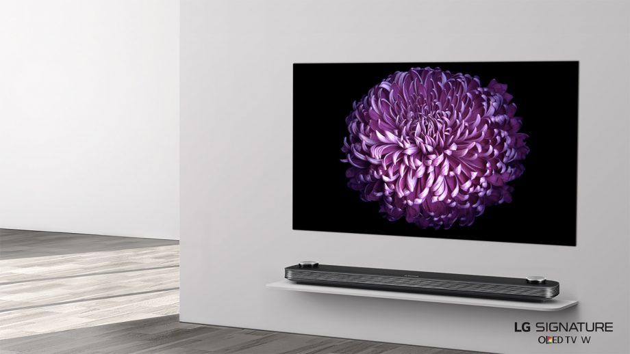 LG-OLED-телевизор-920x518